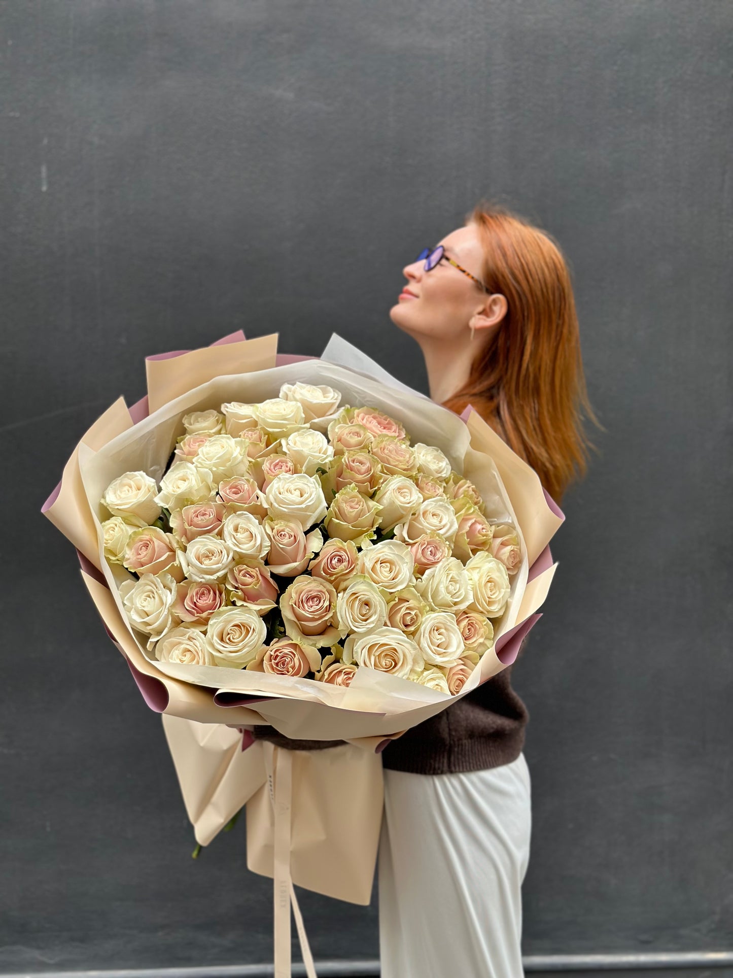 Grand Romance Roses 51