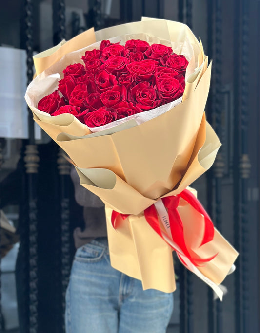 Premium Hand-Tied Red Roses
