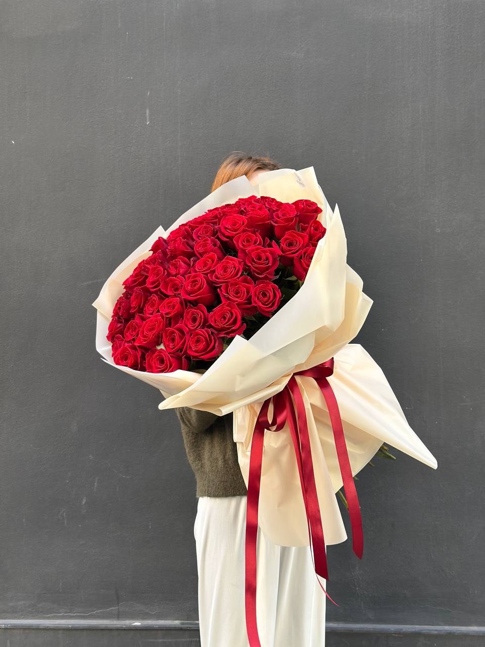 Premium Hand-Tied Red Roses