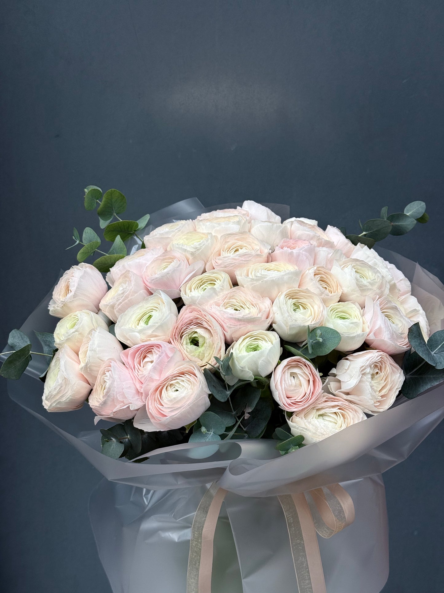 Bouquet with ranúnculos 41